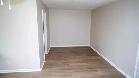 Living - 3807 Pine Knoll Ct, Martinez, GA 30907 photo 2 of 6