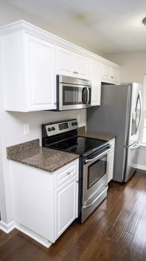 Kitchen - 3345 Cushendal Rd, Augusta, GA 30909 photo 3 of 5