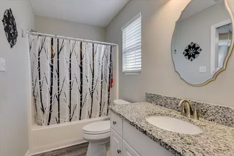 Bath - 659 Devon Rd, Grovetown, GA 30813 photo 1 of 3