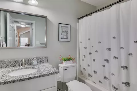 Bath - 659 Devon Rd, Grovetown, GA 30813 photo 3 of 3