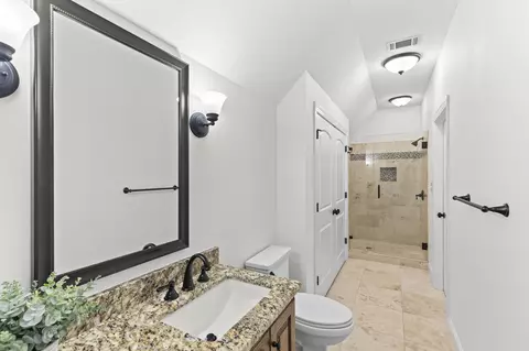 Bath - 462 Armstrong Way, Evans, GA 30809 photo 5 of 7