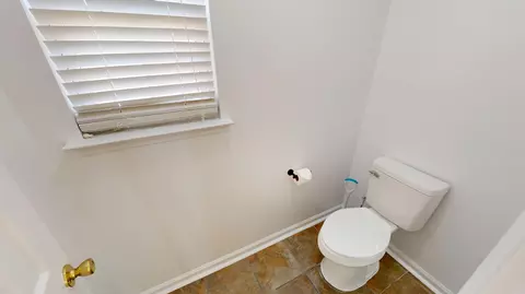 Bath - 4072 Quinn Dr, Evans, GA 30809 photo 3 of 7