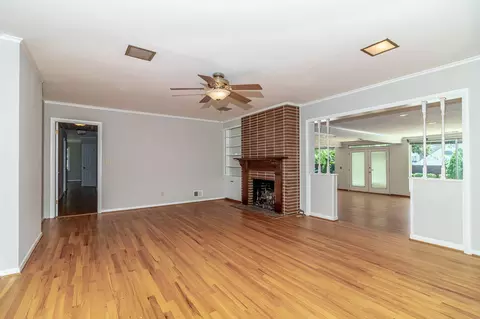 Living - 3134 Walton Way, Augusta, GA 30909 photo 7 of 16