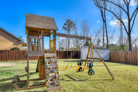 Exterior - 2228 Kendall Park Dr, Evans, GA 30809 photo 4 of 8