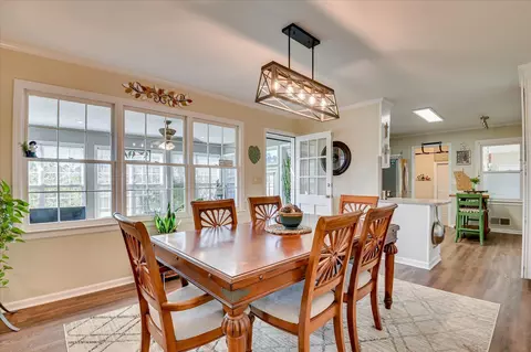 Dining - 225 Simmons Ct, Augusta, GA 30907 photo 4 of 4