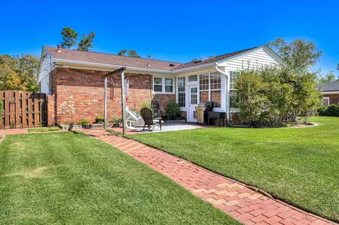 Exterior - 225 Simmons Ct, Augusta, GA 30907 photo 10 of 14