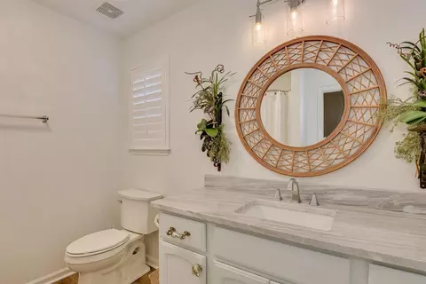 Bath - 625 Dunloe Cir, Evans, GA 30809 photo 2 of 2