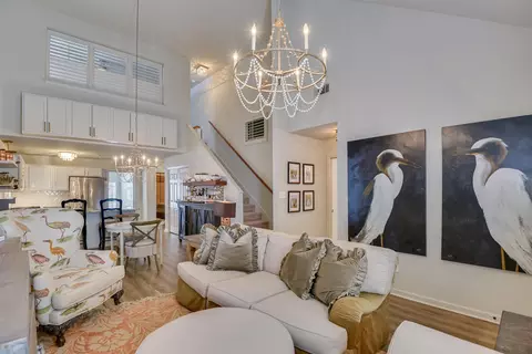 Living - 625 Dunloe Cir, Evans, GA 30809 photo 2 of 3