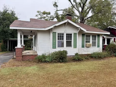 316 College Ave, Millen, GA 30442