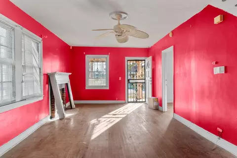 Living - 1321 11th St, Augusta, GA 30901 photo 2 of 3