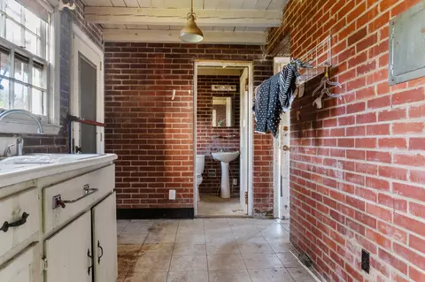 Entry Way - 1321 11th St, Augusta, GA 30901 photo 1 of 2