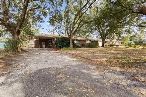 Exterior - 509 4th St, Jackson, SC 29831 photo 3 of 9