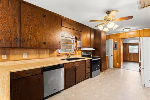 Kitchen - 509 4th St, Jackson, SC 29831 photo 2 of 5