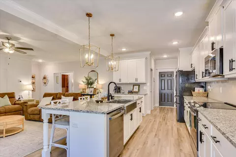 Kitchen - 3527 Hilltop Trl, Evans, GA 30809 photo 3 of 5