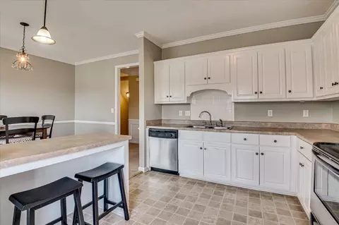 Kitchen - 2817 Brickrun Way, Augusta, GA 30909 photo 5 of 5