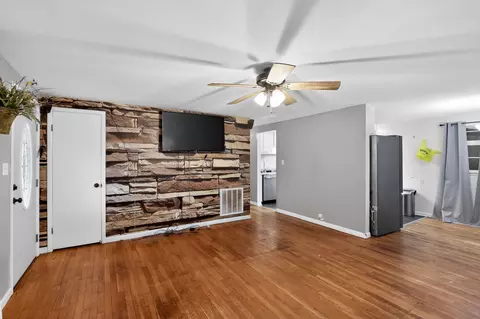 Living - 651 Harvey St, Stapleton, GA 30823 photo 1 of 1