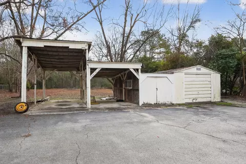 Exterior - 651 Harvey St, Stapleton, GA 30823 photo 5 of 5