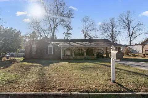 1526 Santa Rosa Dr, Augusta, GA 30906