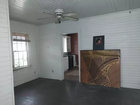 Living - 135 E Trippe St, Harlem, GA 30814 photo 3 of 3