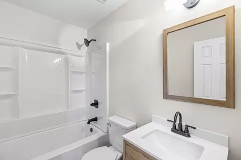 Bath - 150 Pinecone Pl, Evans, GA 30809 photo 2 of 2