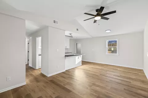 Living - 150 Pinecone Pl, Evans, GA 30809 photo 2 of 5