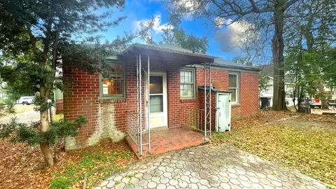 Exterior - 1731 Oak Dr, Augusta, GA 30904 photo 7 of 10