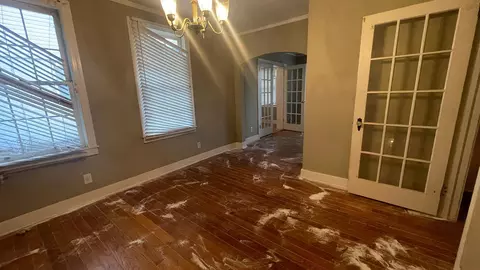 Living - 1731 Oak Dr, Augusta, GA 30904 photo 5 of 5