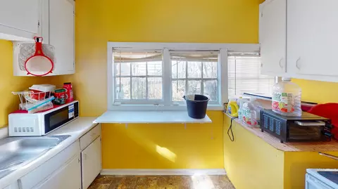 Kitchen - 1932 Fenwick St, Augusta, GA 30904 photo 2 of 2