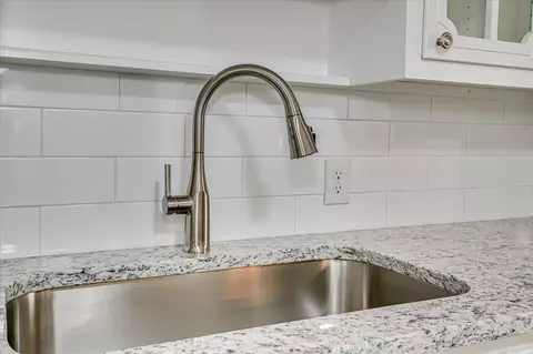 Kitchen - 919 Ridge Ave, Thomson, GA 30824 photo 4 of 5