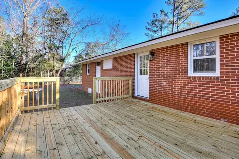 Exterior - 919 Ridge Ave, Thomson, GA 30824 photo 4 of 11