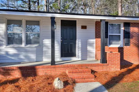 Exterior - 919 Ridge Ave, Thomson, GA 30824 photo 3 of 11