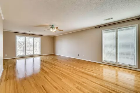 Living - 709 Whittingtons Rdg, Evans, GA 30809 photo 4 of 5