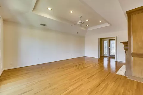 Living - 709 Whittingtons Rdg, Evans, GA 30809 photo 2 of 5