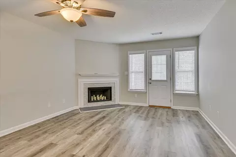 Living - 130 Barts Dr, Augusta, GA 30909 photo 2 of 6