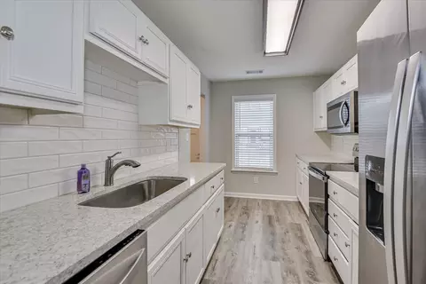 Kitchen - 130 Barts Dr, Augusta, GA 30909 photo 1 of 4