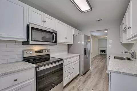 Kitchen - 130 Barts Dr, Augusta, GA 30909 photo 3 of 4
