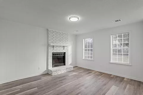 Living - 1883 Neptune Dr, Augusta, GA 30906 photo 1 of 3