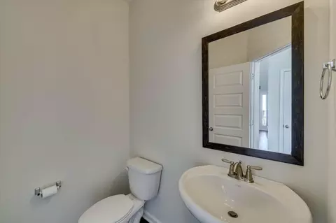 Bath - 5118 Devon Ln, Augusta, GA 30909 photo 1 of 5