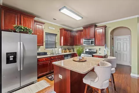 Kitchen - 2082 Willhaven Dr, Augusta, GA 30909 photo 3 of 4