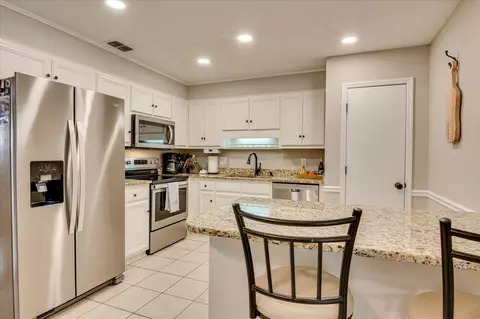 Kitchen - 413 Calloway Road Ext, Evans, GA 30809 photo 1 of 5
