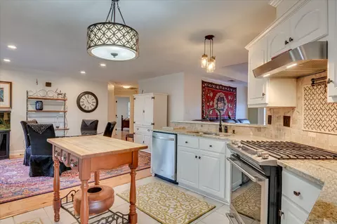 Kitchen - 5123 Windmill Pl, Evans, GA 30809 photo 7 of 7
