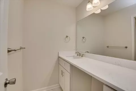 Bath - 4770 Red Leaf Ct, Martinez, GA 30907 photo 7 of 7