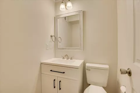 Bath - 4770 Red Leaf Ct, Martinez, GA 30907 photo 1 of 7