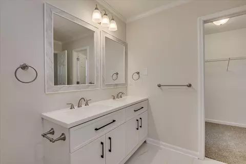 Bath - 4770 Red Leaf Ct, Martinez, GA 30907 photo 4 of 7