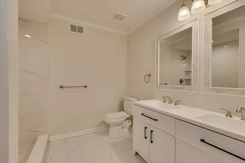 Bath - 4770 Red Leaf Ct, Martinez, GA 30907 photo 2 of 7