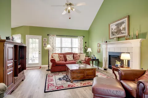 561 Live Oak Ct, Martinez, GA 30907 photo 5