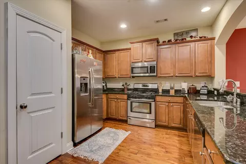 Kitchen - 204 Asa Way, Evans, GA 30809 photo 2 of 2
