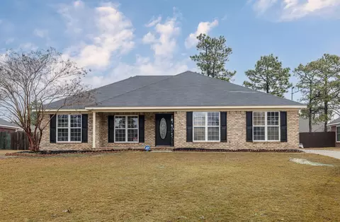 1725 Deer Chase Ln, Hephzibah, GA 30815