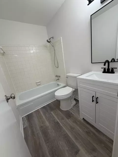 Bath - 3601 Concord Court Ct, Augusta, GA 30906 photo 3 of 9