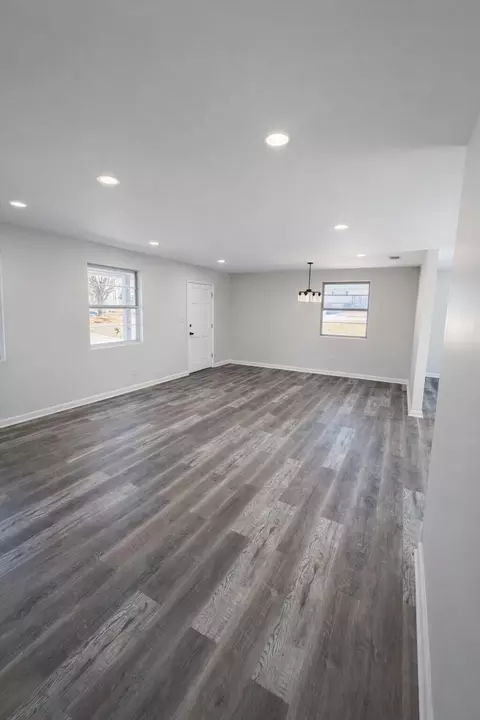 Living - 3601 Concord Court Ct, Augusta, GA 30906 photo 6 of 12